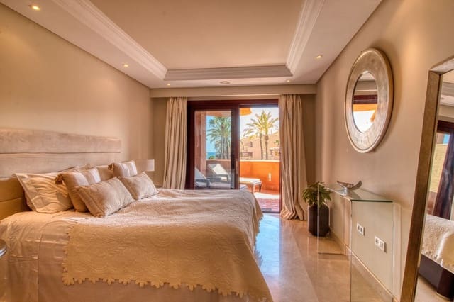 2 soveværelse Lejlighed til salg i Estepona - € 845.000 (Ref: 9910559)