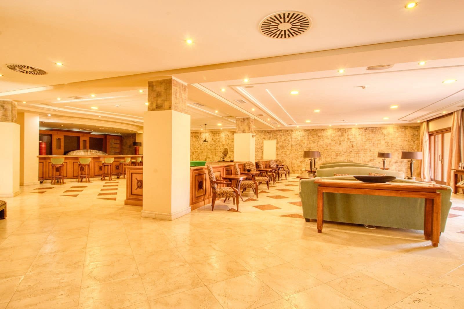 2 soveværelse Lejlighed til salg i Estepona - € 845.000 (Ref: 9910559)