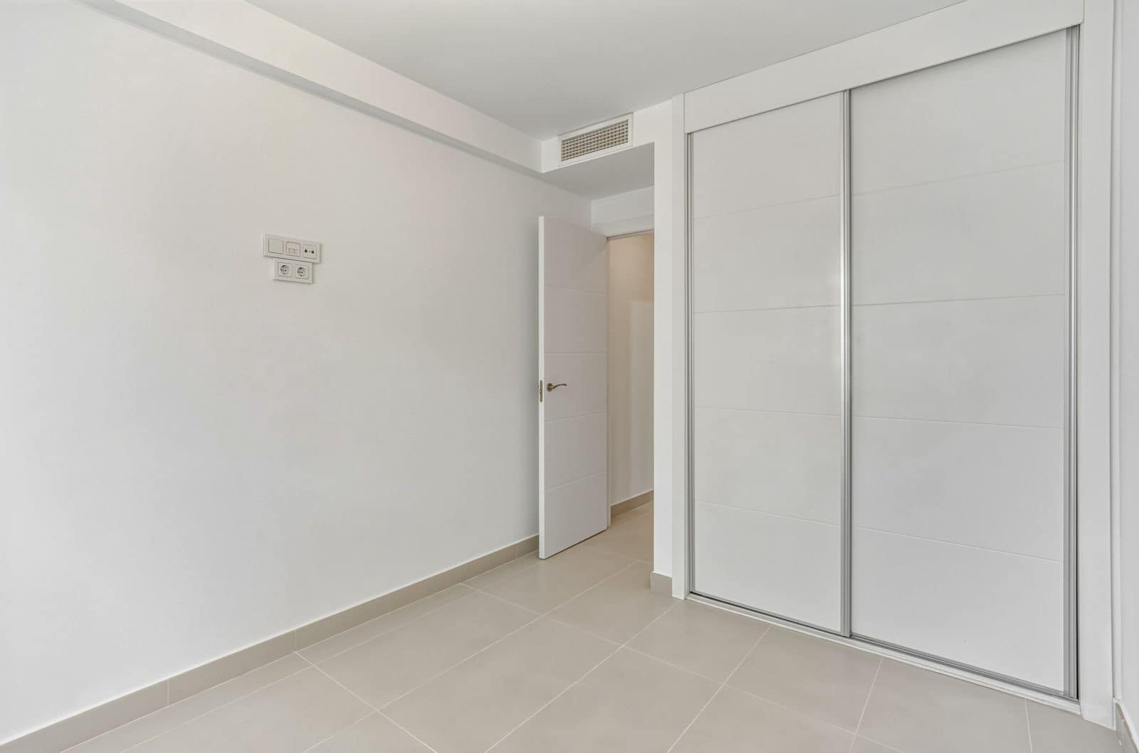 Apartamento de 2 habitaciones en Cancelada en venta - 480.000 € (Ref: 9910561)