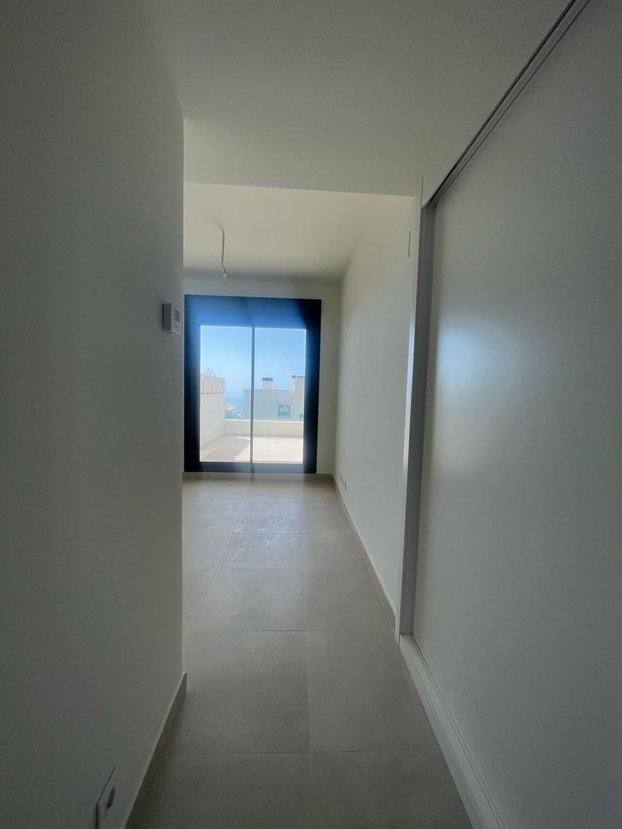 3 bedroom Apartment for sale in Benalmadena - € 520,000 (Ref: 9910564)