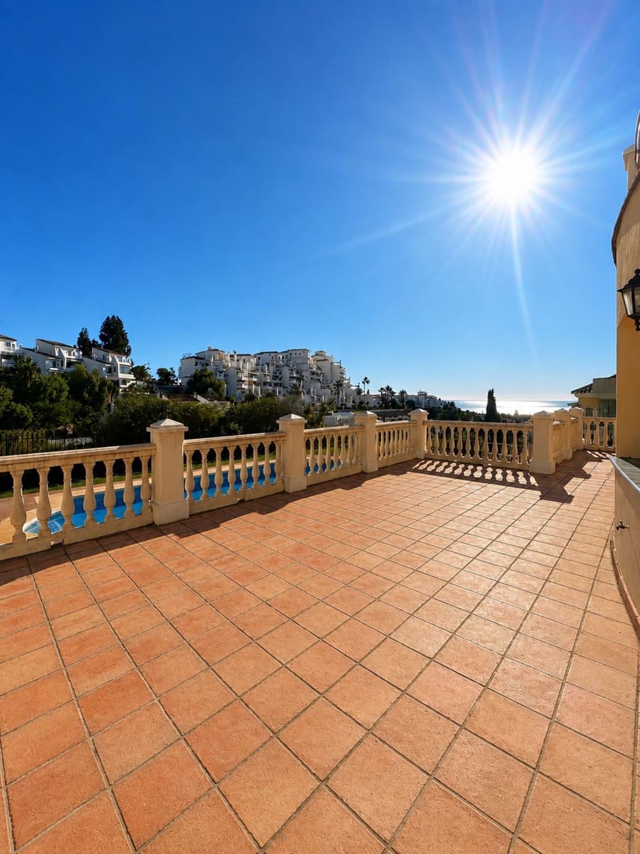 3 Zimmer Villa zu verkaufen in Calahonda - 995.000 € (Ref: 9910565)