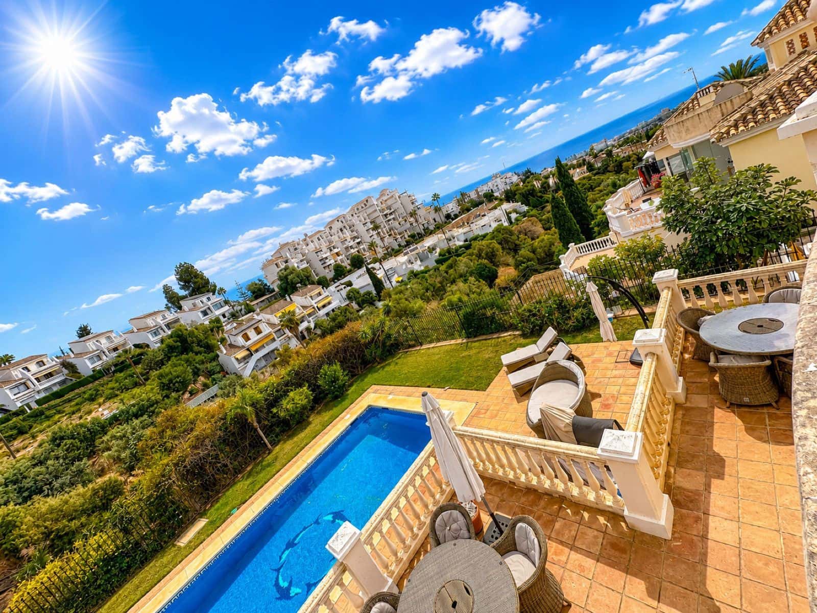 3 Zimmer Villa zu verkaufen in Calahonda - 995.000 € (Ref: 9910565)