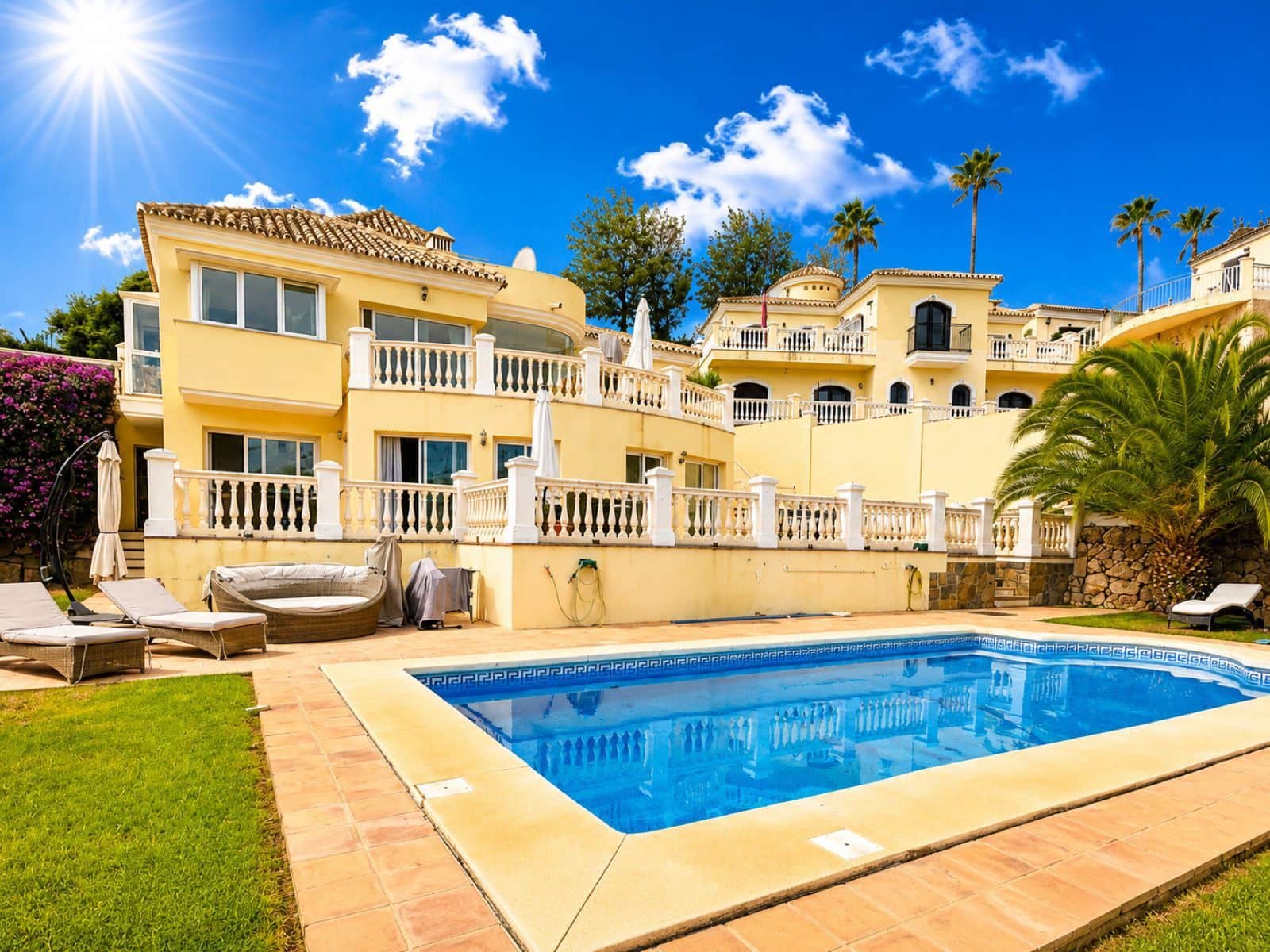3 Zimmer Villa zu verkaufen in Calahonda - 995.000 € (Ref: 9910565)