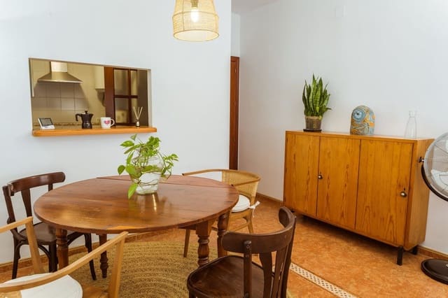 2 soveværelse Lejlighed til salg i Centro Historico, Málaga by - € 335.000 (Ref: 9910567)