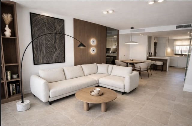 3 slaapkamer Appartement te koop in Estepona - € 1.390.000 (Ref: 9910571)