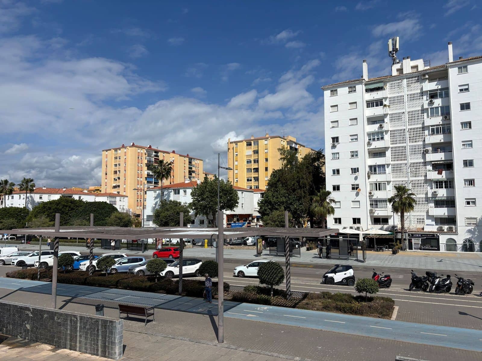 3 makuuhuone Huoneisto myytävänä paikassa San Pedro de Alcantara - 365 000 € (Ref: 9910572)