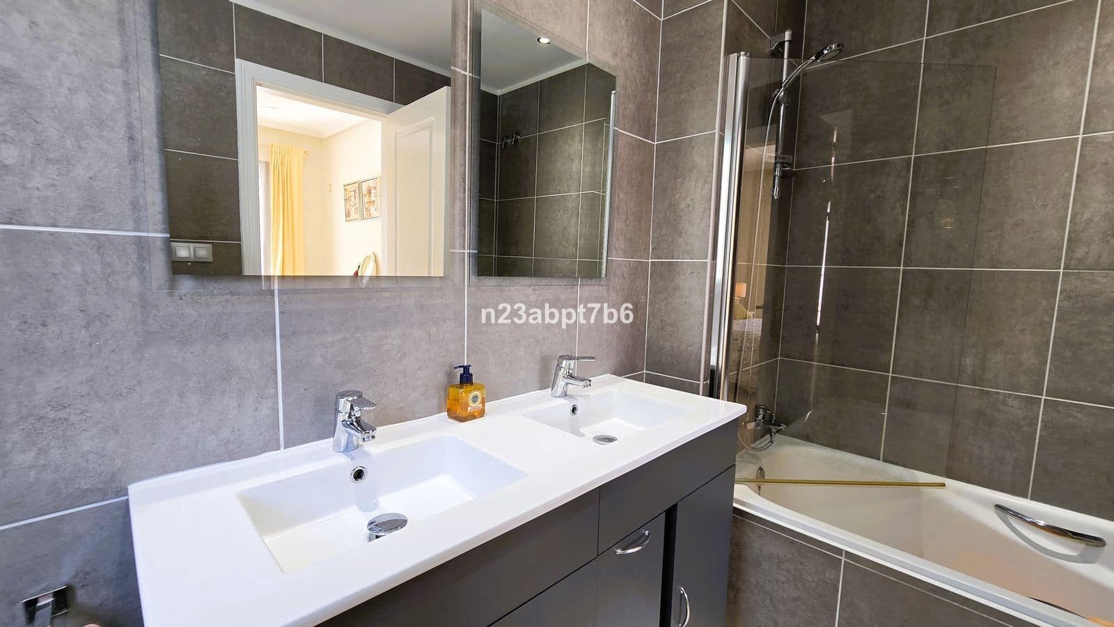 3 soveværelse Lejlighed til salg i Los Arqueros - € 495.000 (Ref: 9910577)