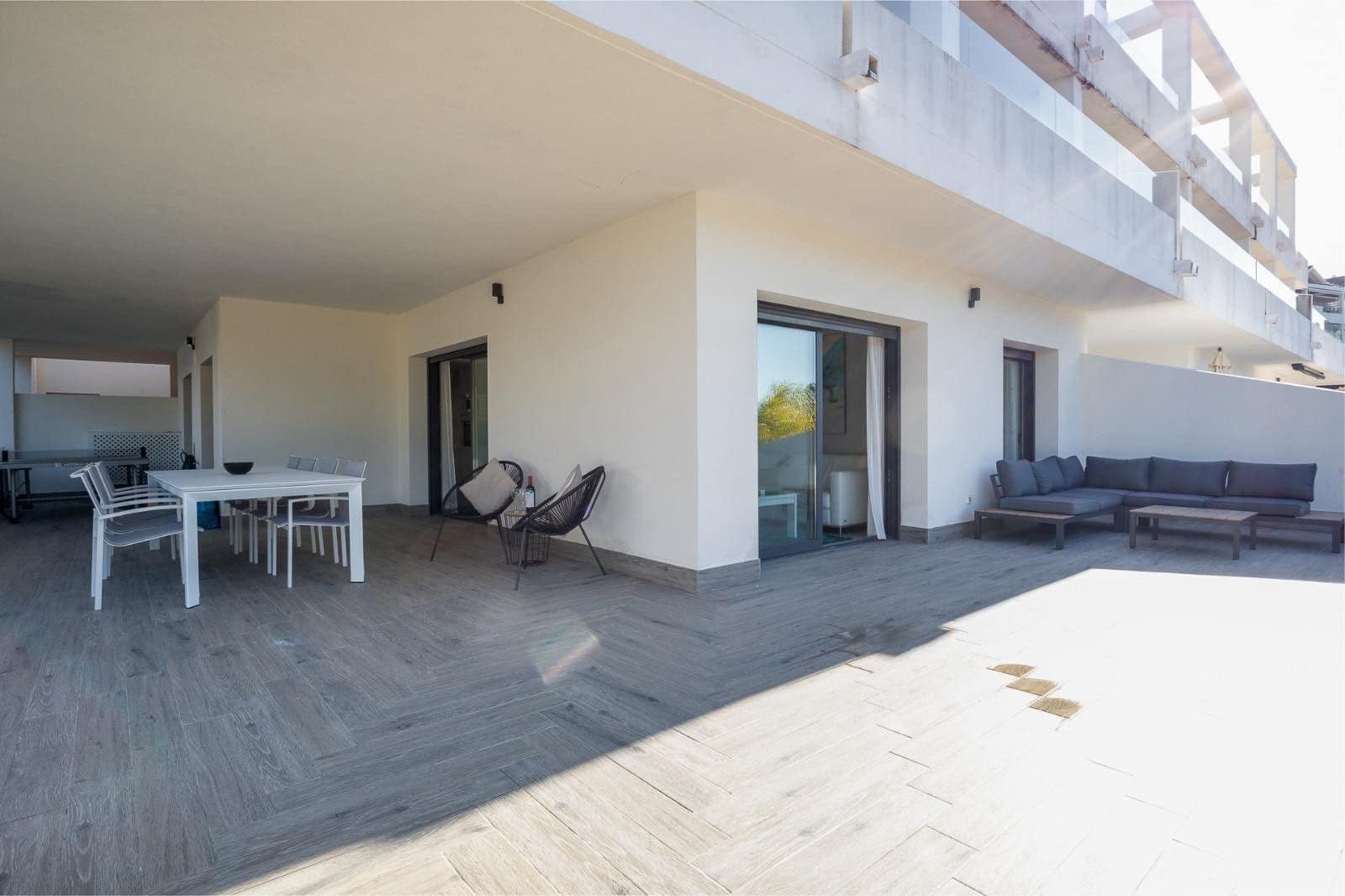 2 sovrum Lägenhet till salu i New Golden Mile - 435 000 € (Ref: 9910578)