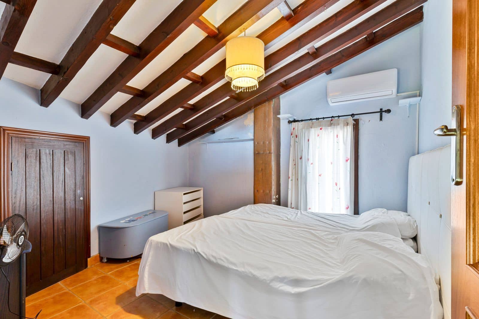 2 bedroom Villa for sale in Estepona - € 1,200,000 (Ref: 9910579)