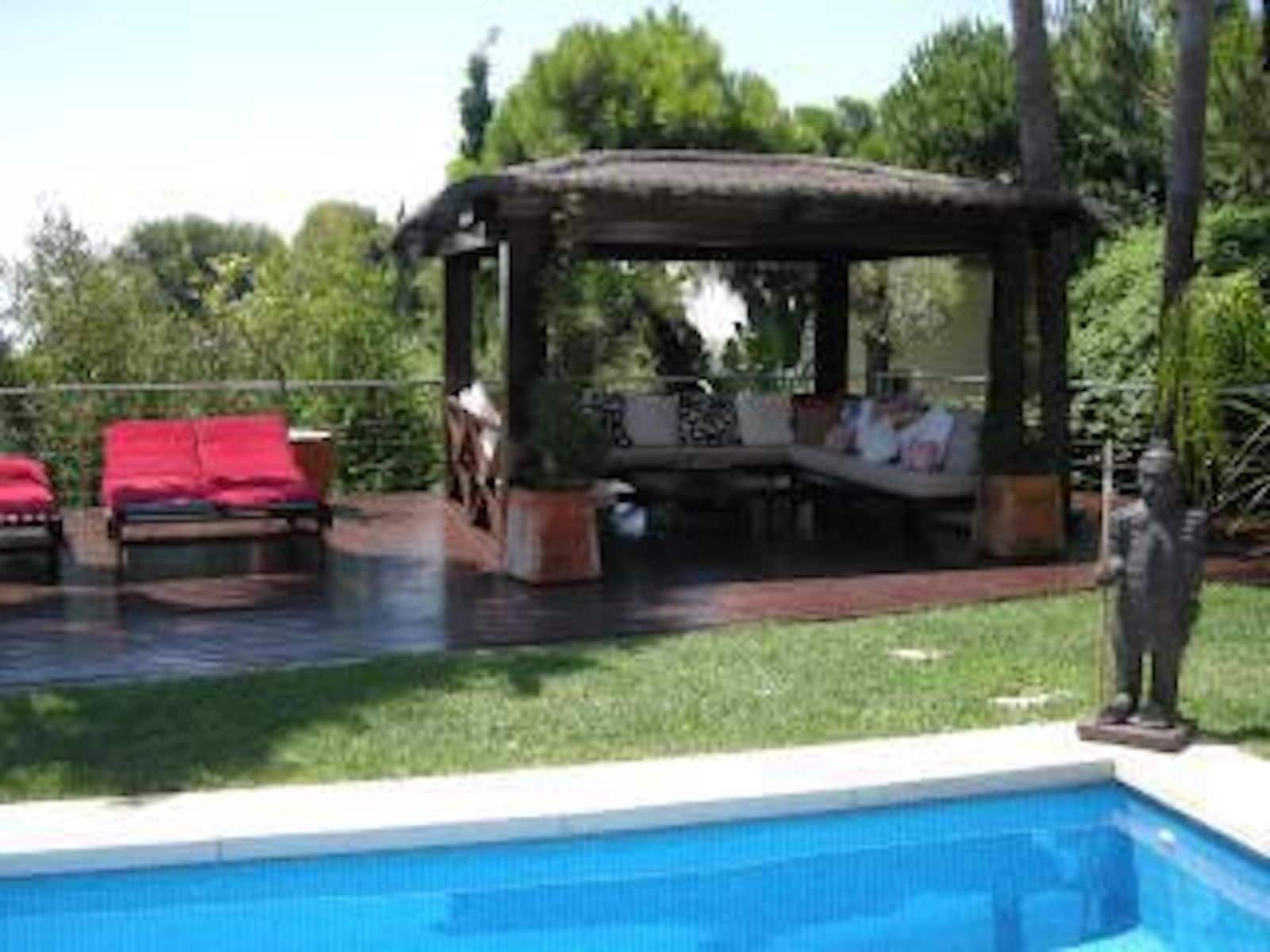 5 slaapkamer Villa te koop in Calahonda - € 1.250.000 (Ref: 9910580)