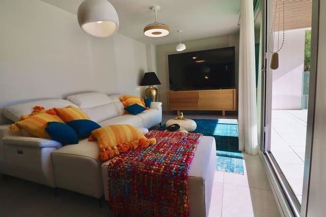 3 soverom Leilighet til salgs i Elviria, Marbella - € 995 000 (Ref: 9910582)