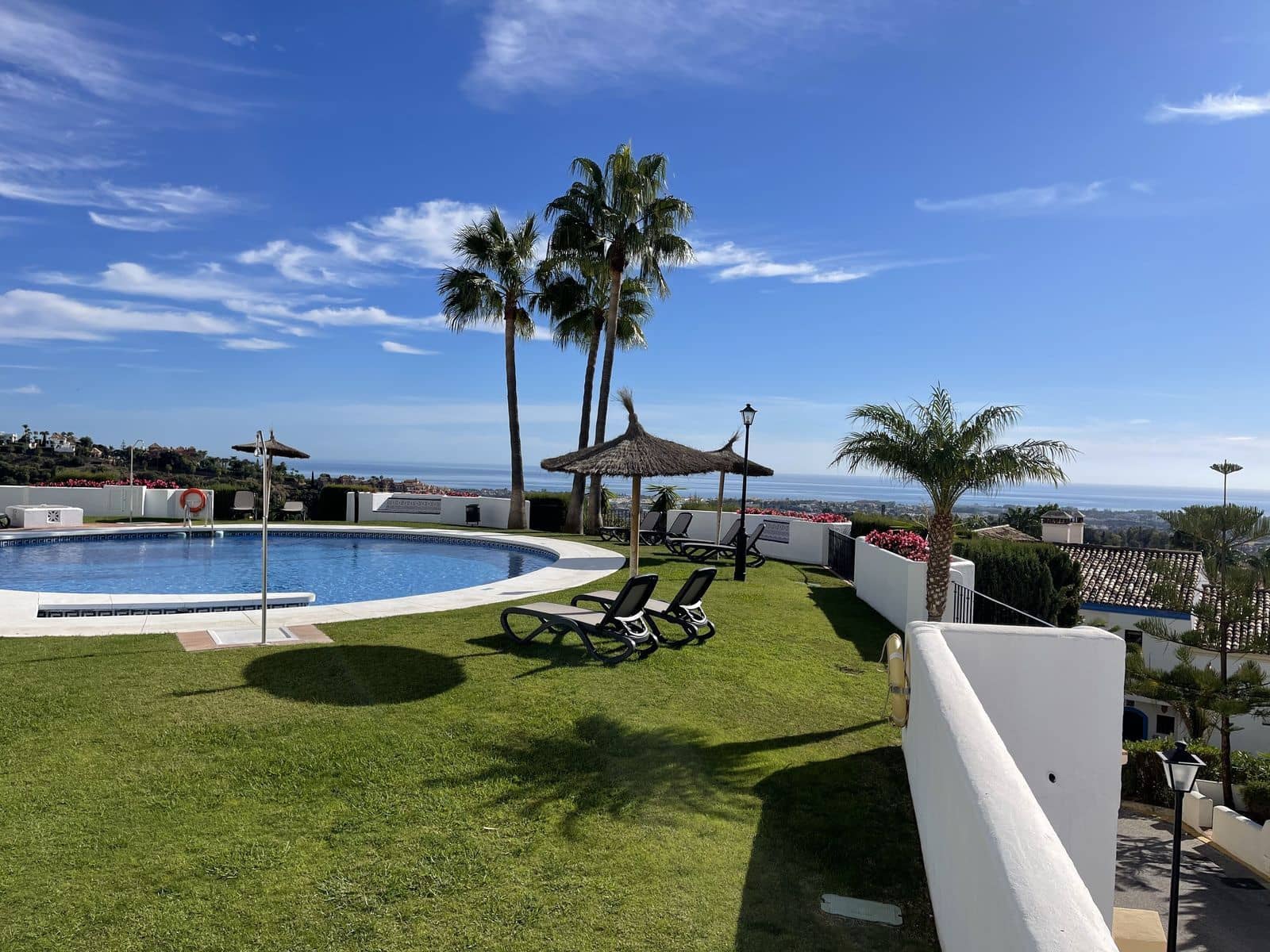 2 slaapkamer Huis te koop in Los Arqueros - € 550.000 (Ref: 9910583)