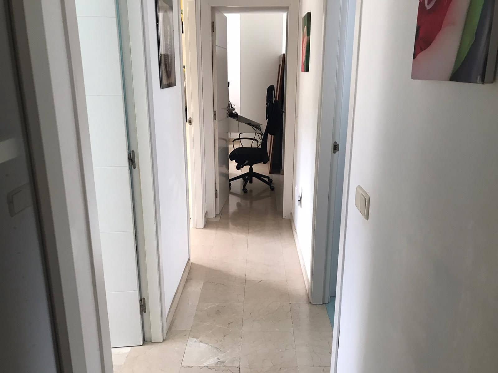 3 makuuhuone Huoneisto myytävänä paikassa Estepona - 449 000 € (Ref: 9910584)