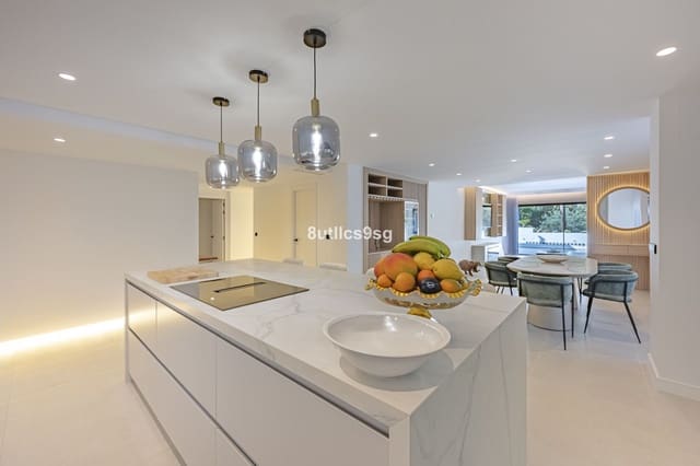 3 makuuhuone Huoneisto myytävänä paikassa Golden Mile, Marbella - 1 725 000 € (Ref: 9910591)