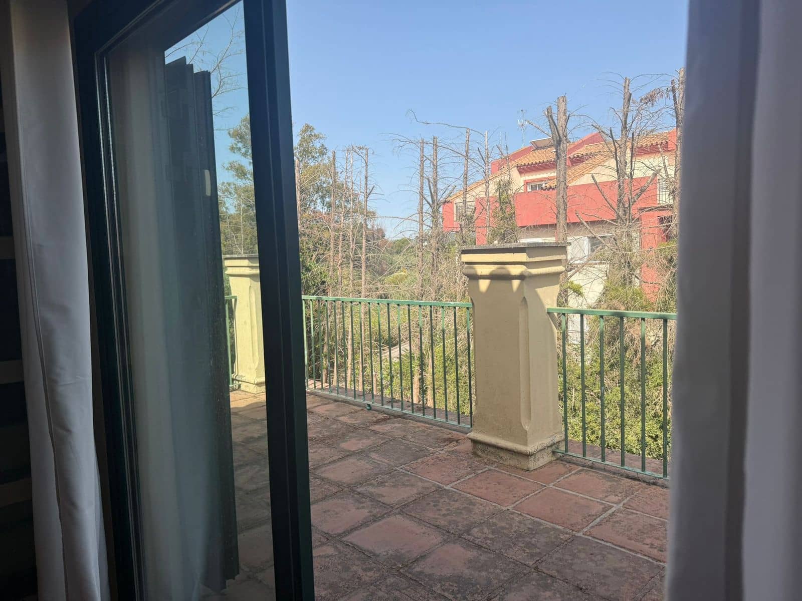 4 sovrum Semi-fristående Villa till salu i Sotogrande - 695 000 € (Ref: 9910594)