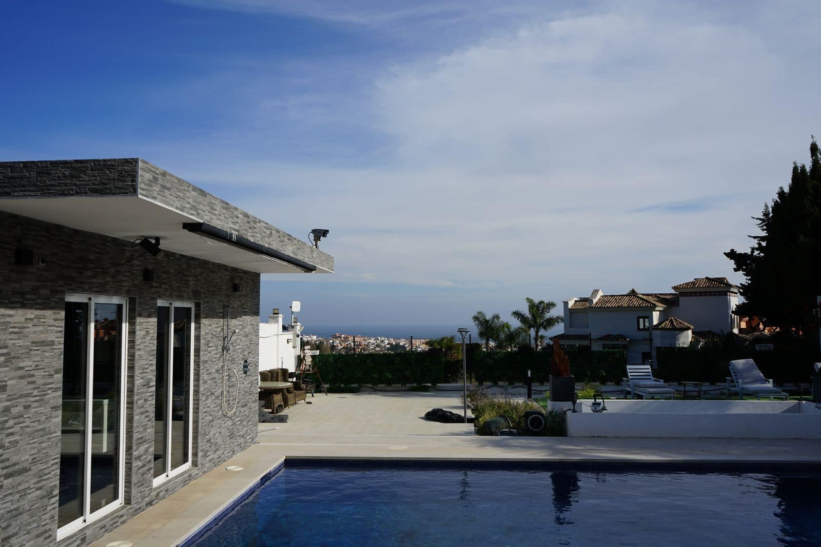 6 slaapkamer Villa te koop in Marbella - € 1.950.000 (Ref: 9910596)