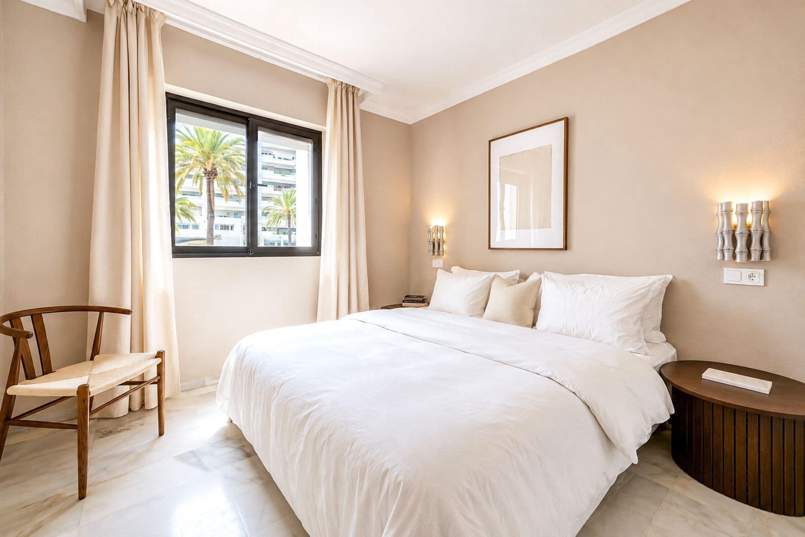 3 sypialnia Apartament na sprzedaż w Puerto Banus - 750 000 € (Ref: 9910597)