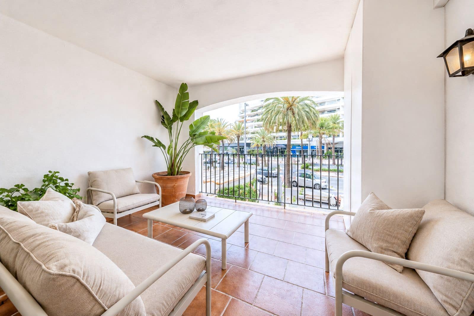 3 sypialnia Apartament na sprzedaż w Puerto Banus - 750 000 € (Ref: 9910597)