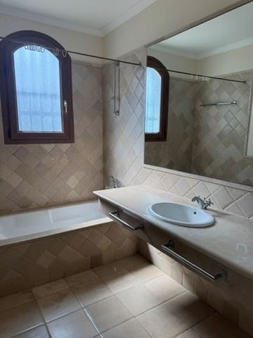 3 camera da letto Casa in vendita in El Paraiso, Estepona - 800.000 € (Rif: 9910598)