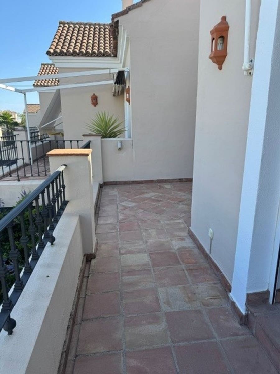 3 camera da letto Casa in vendita in El Paraiso - 800.000 € (Rif: 9910598)