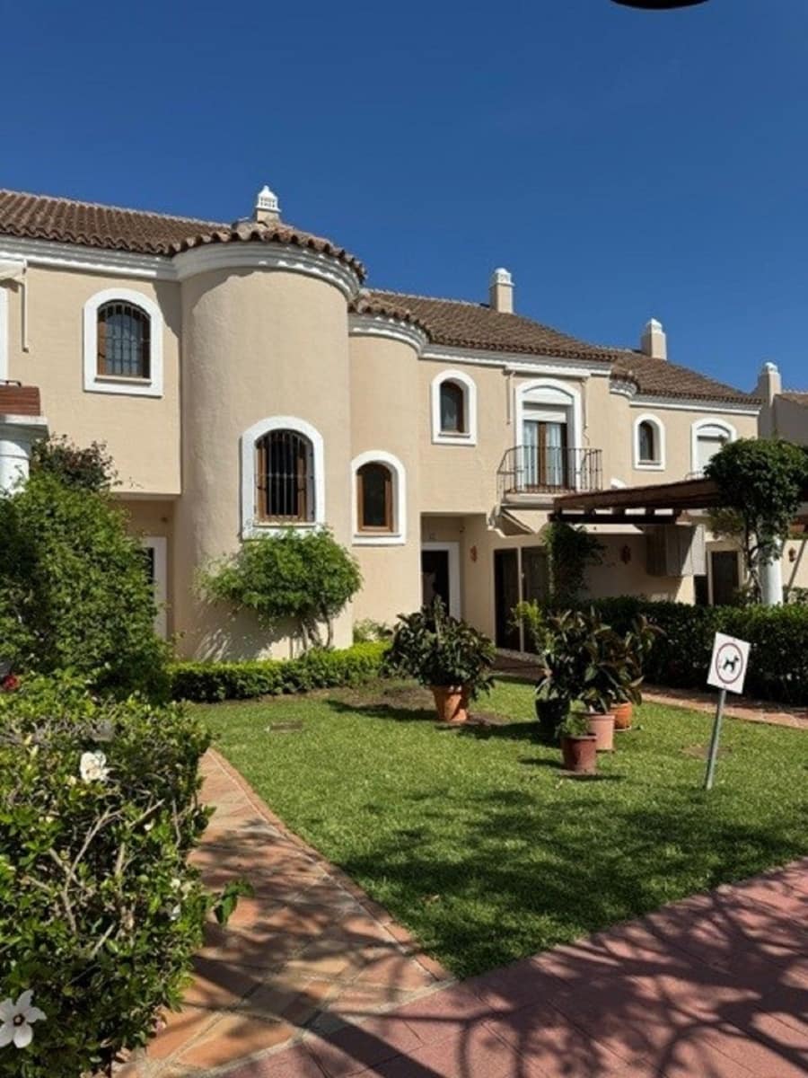 3 camera da letto Casa in vendita in El Paraiso - 800.000 € (Rif: 9910598)