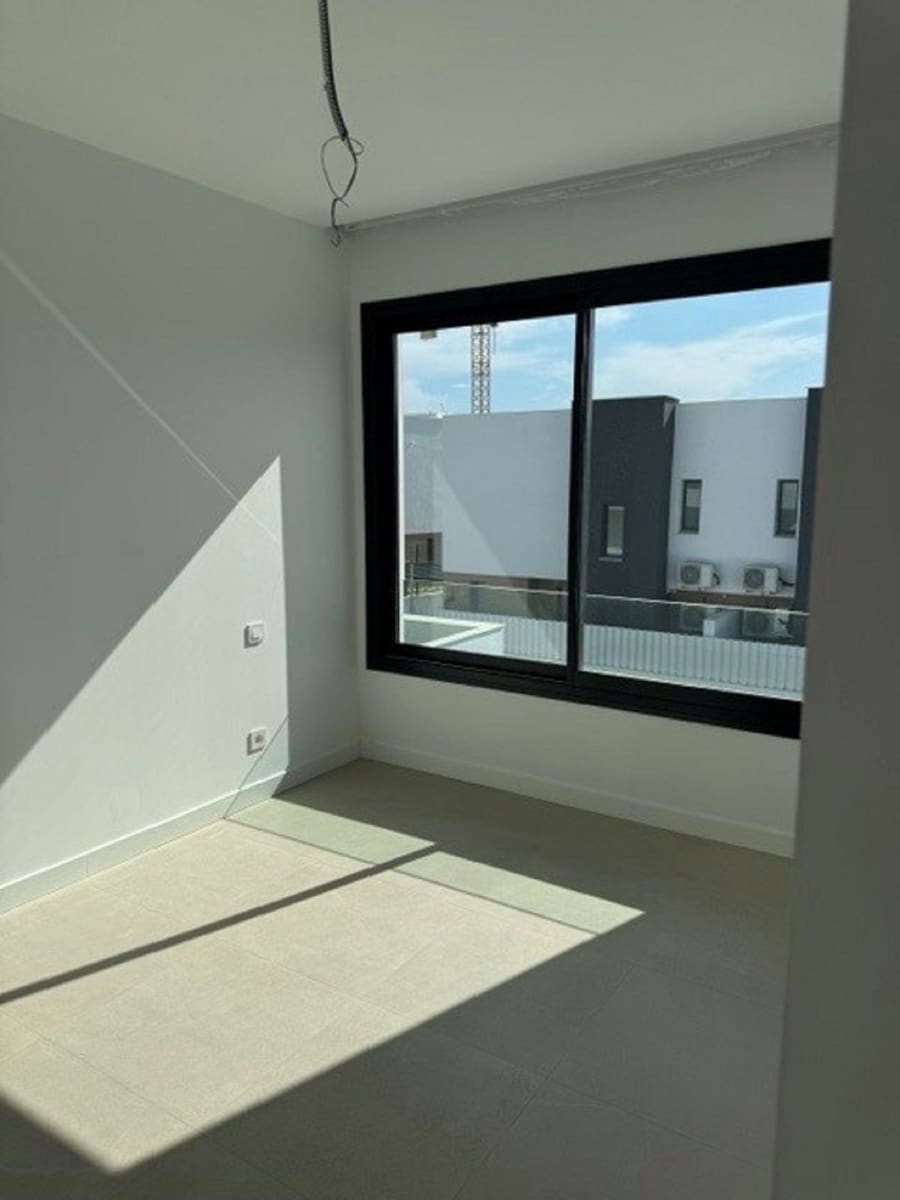 3 slaapkamer Halfvrijstaande villa te koop in Atalaya-Isdabe - € 900.000 (Ref: 9910599)