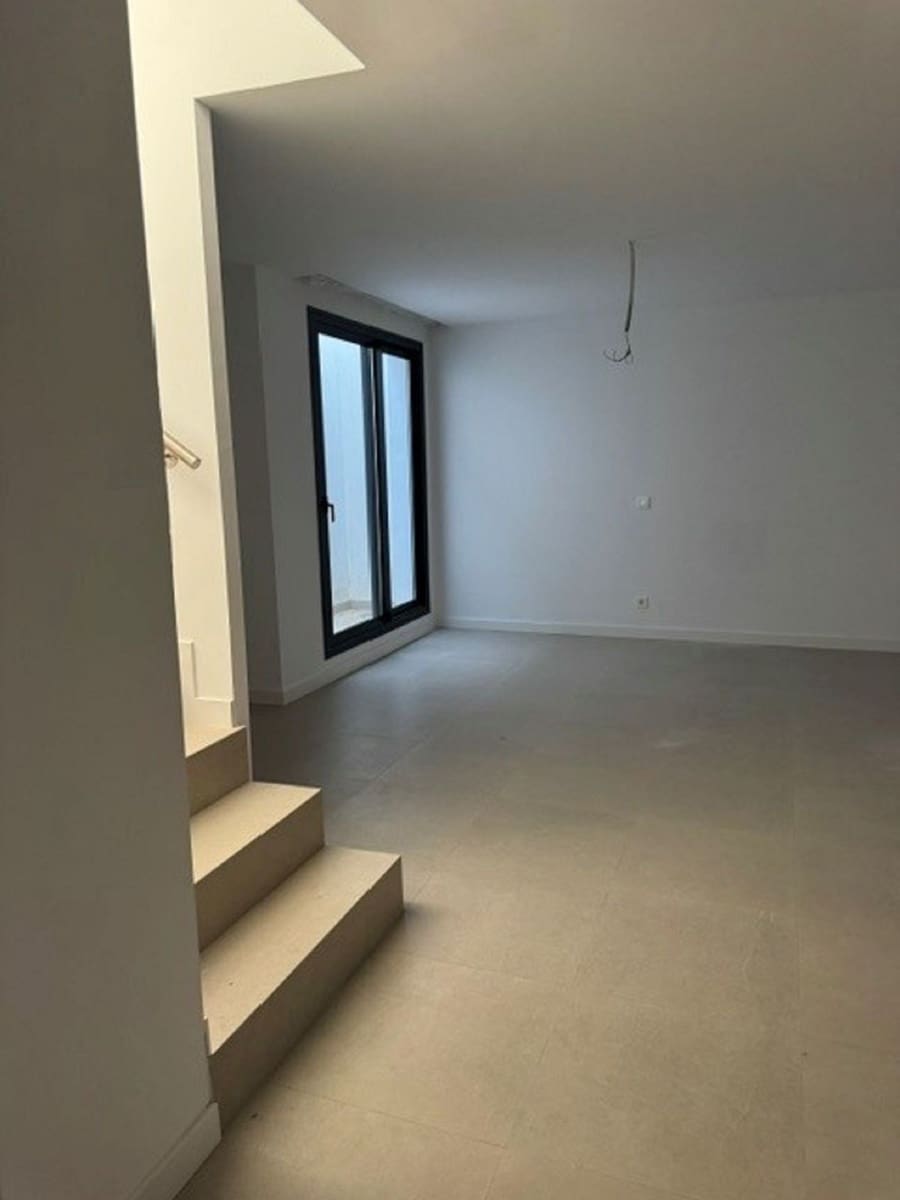 3 slaapkamer Halfvrijstaande villa te koop in Atalaya-Isdabe - € 900.000 (Ref: 9910599)