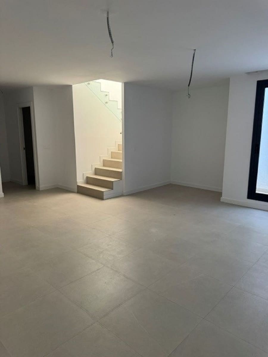 3 slaapkamer Halfvrijstaande villa te koop in Atalaya-Isdabe - € 900.000 (Ref: 9910599)