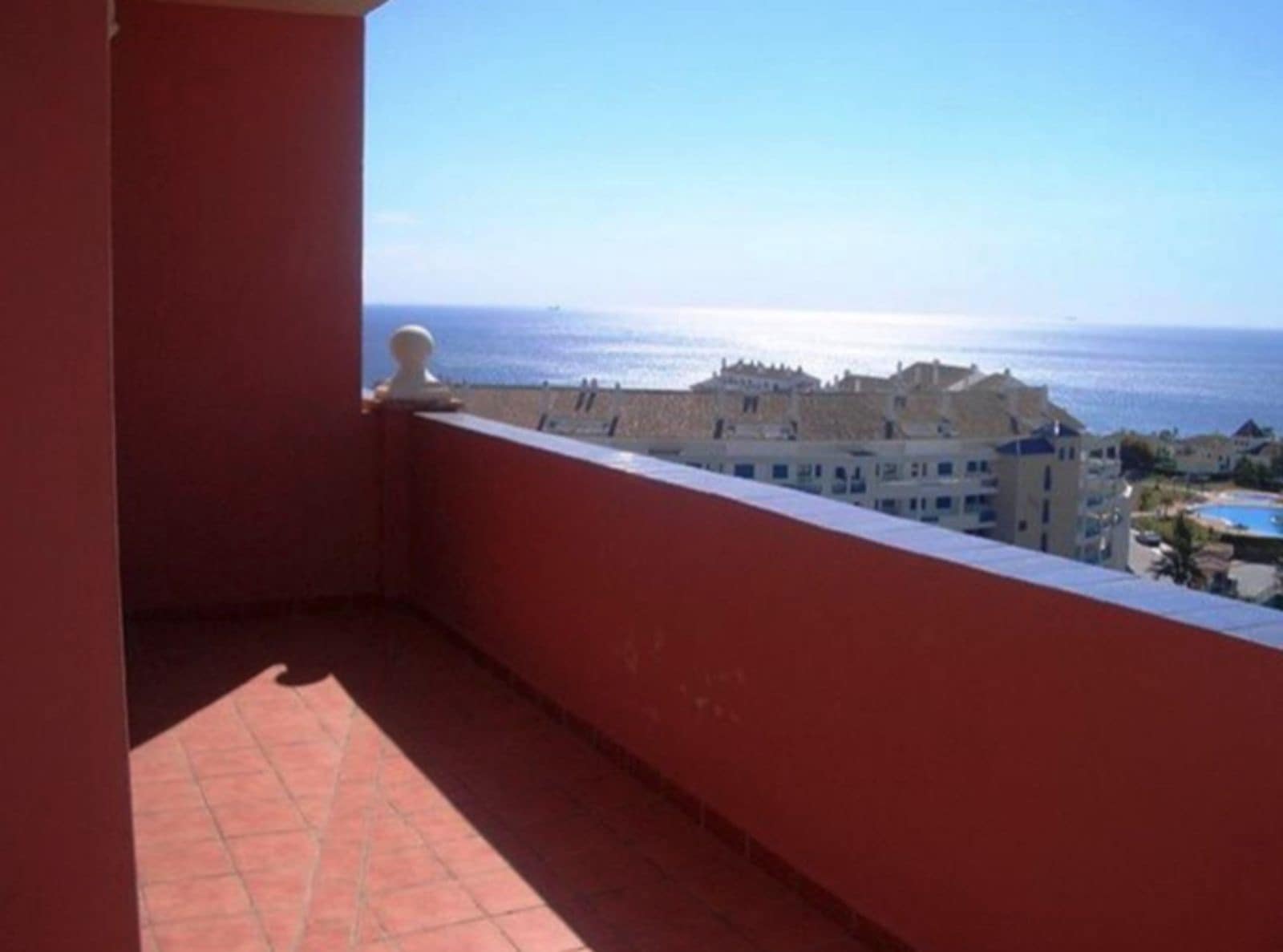 2 Zimmer Apartment zu verkaufen in La Duquesa / Puerto de la Duquesa - 270.000 € (Ref: 9910600)