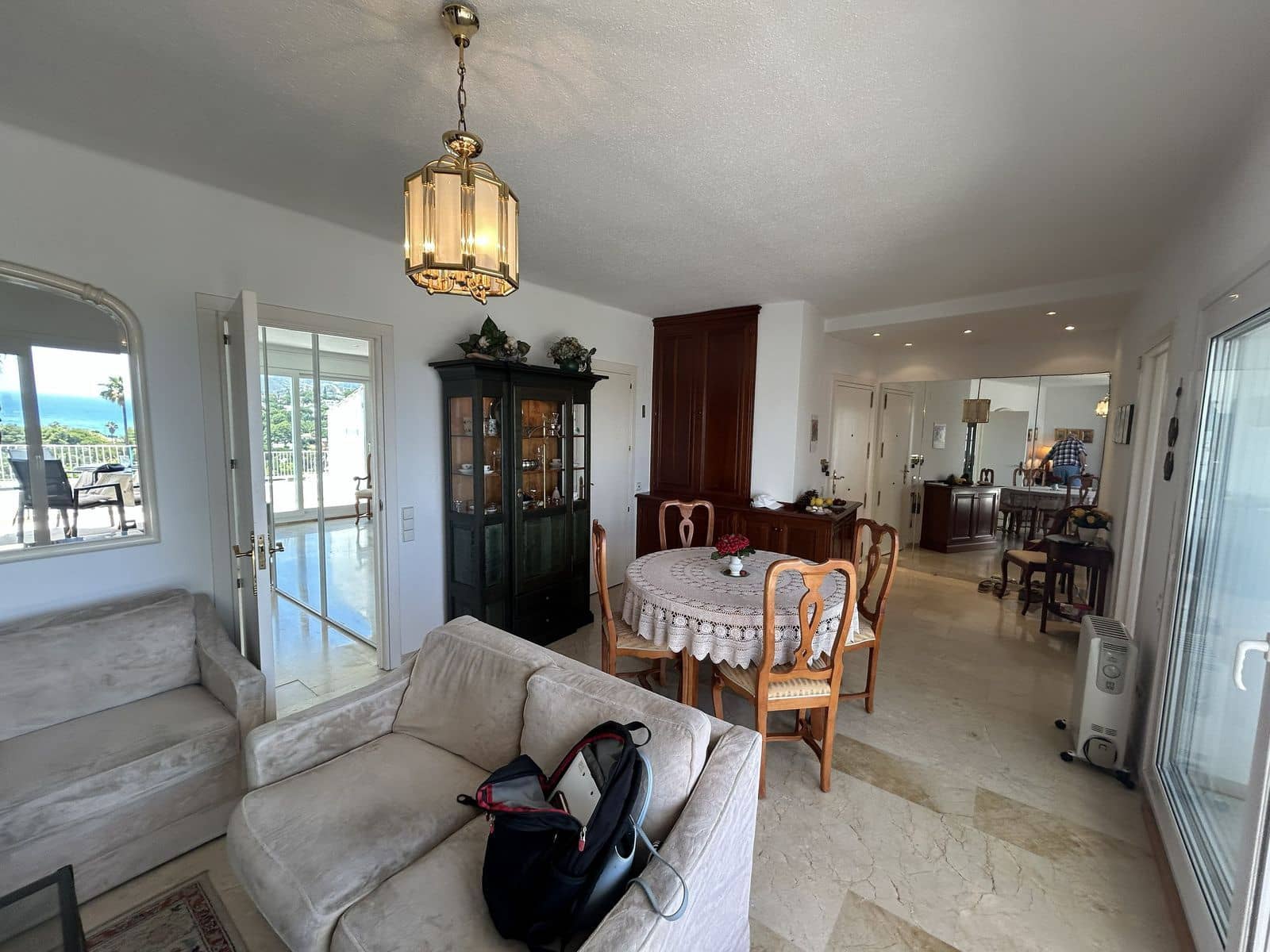1 soverom Penthouse til salgs i Marbella - € 420 000 (Ref: 9910602)