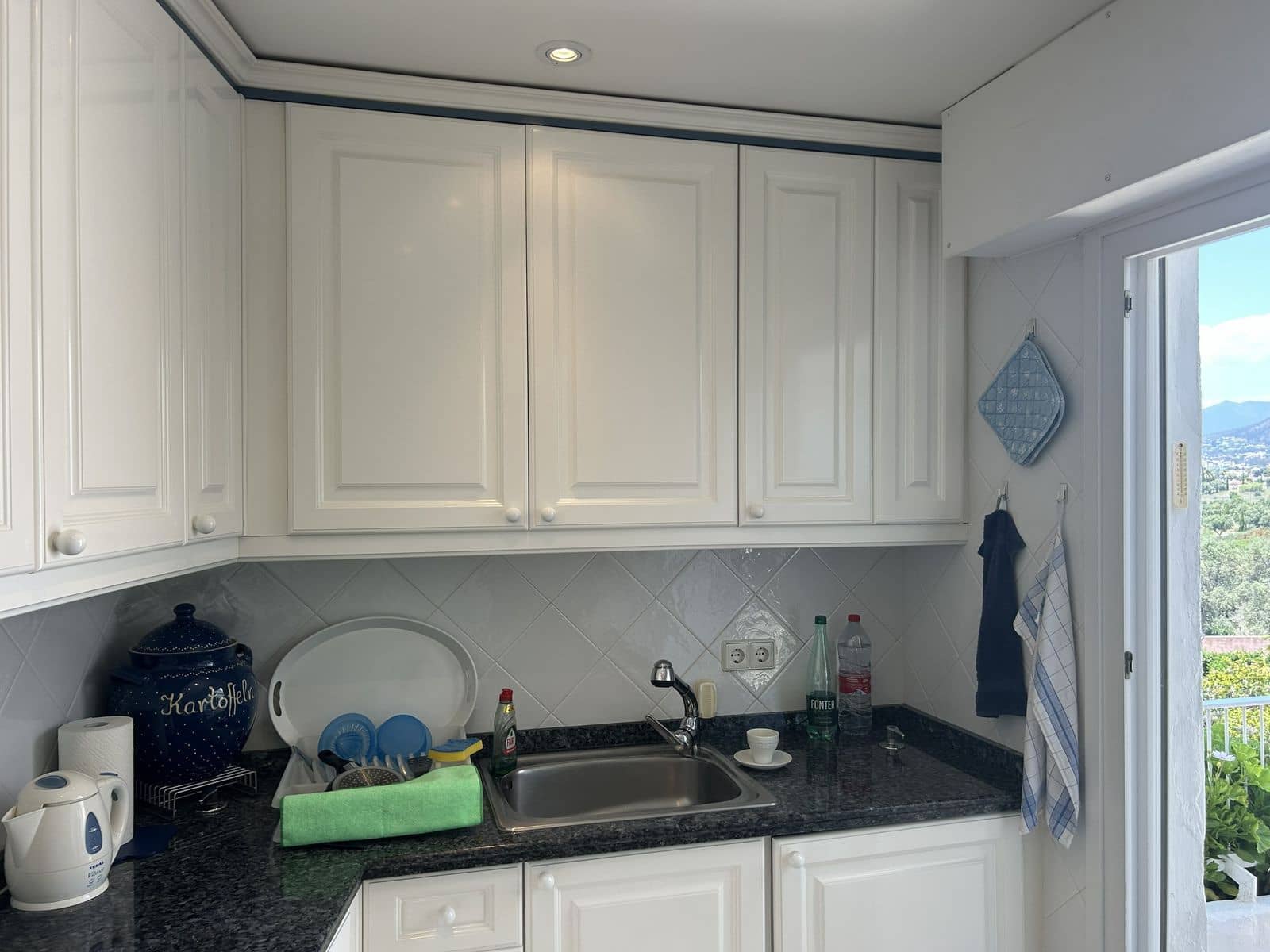 1 soverom Penthouse til salgs i Marbella - € 420 000 (Ref: 9910602)