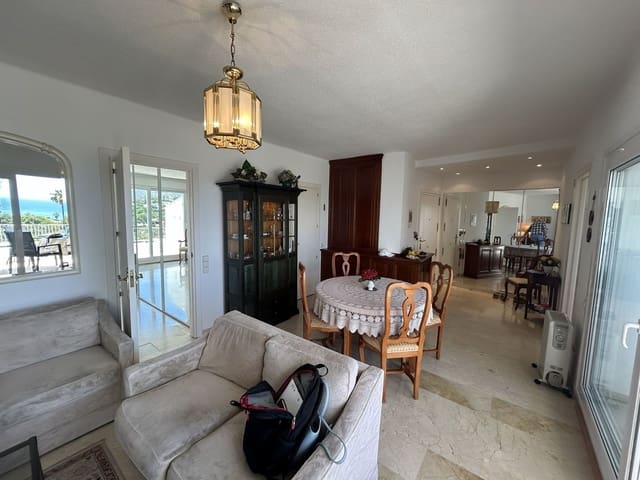 1 soverom Penthouse til salgs i Marbella - € 420 000 (Ref: 9910602)