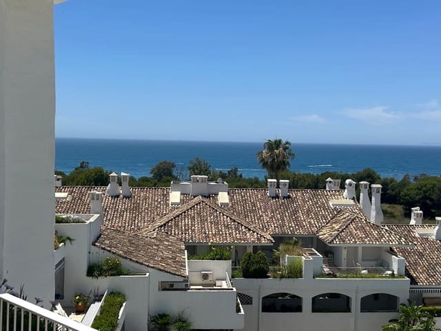 1 soverom Penthouse til salgs i Marbella - € 420 000 (Ref: 9910602)