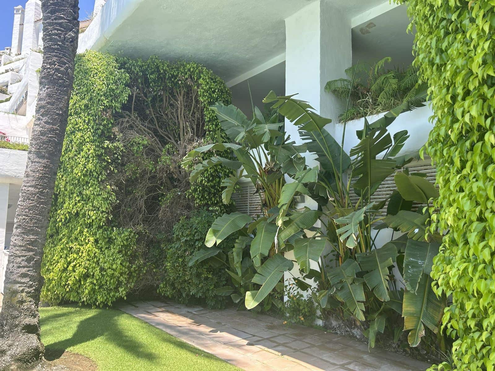 1 soverom Penthouse til salgs i Marbella - € 420 000 (Ref: 9910602)