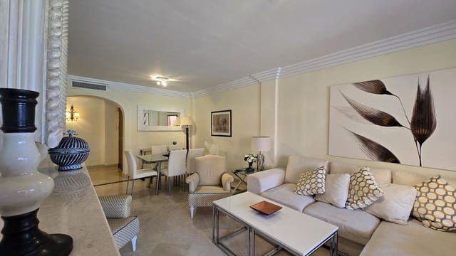 2 Zimmer Apartment zu verkaufen in Puerto Banus, Marbella - 825.000 € (Ref: 9910603)