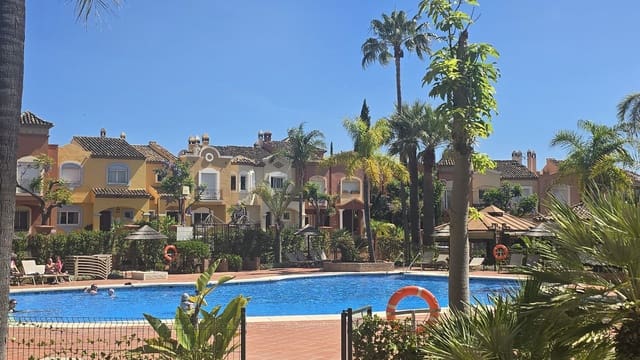 2 Zimmer Apartment zu verkaufen in Puerto Banus, Marbella - 825.000 € (Ref: 9910603)