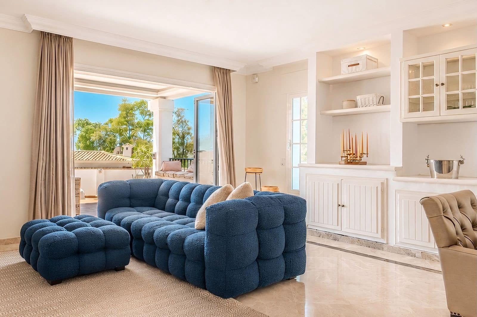 4 sovrum Semi-fristående Villa till salu i Nueva Andalucia - 1 595 000 € (Ref: 9910604)