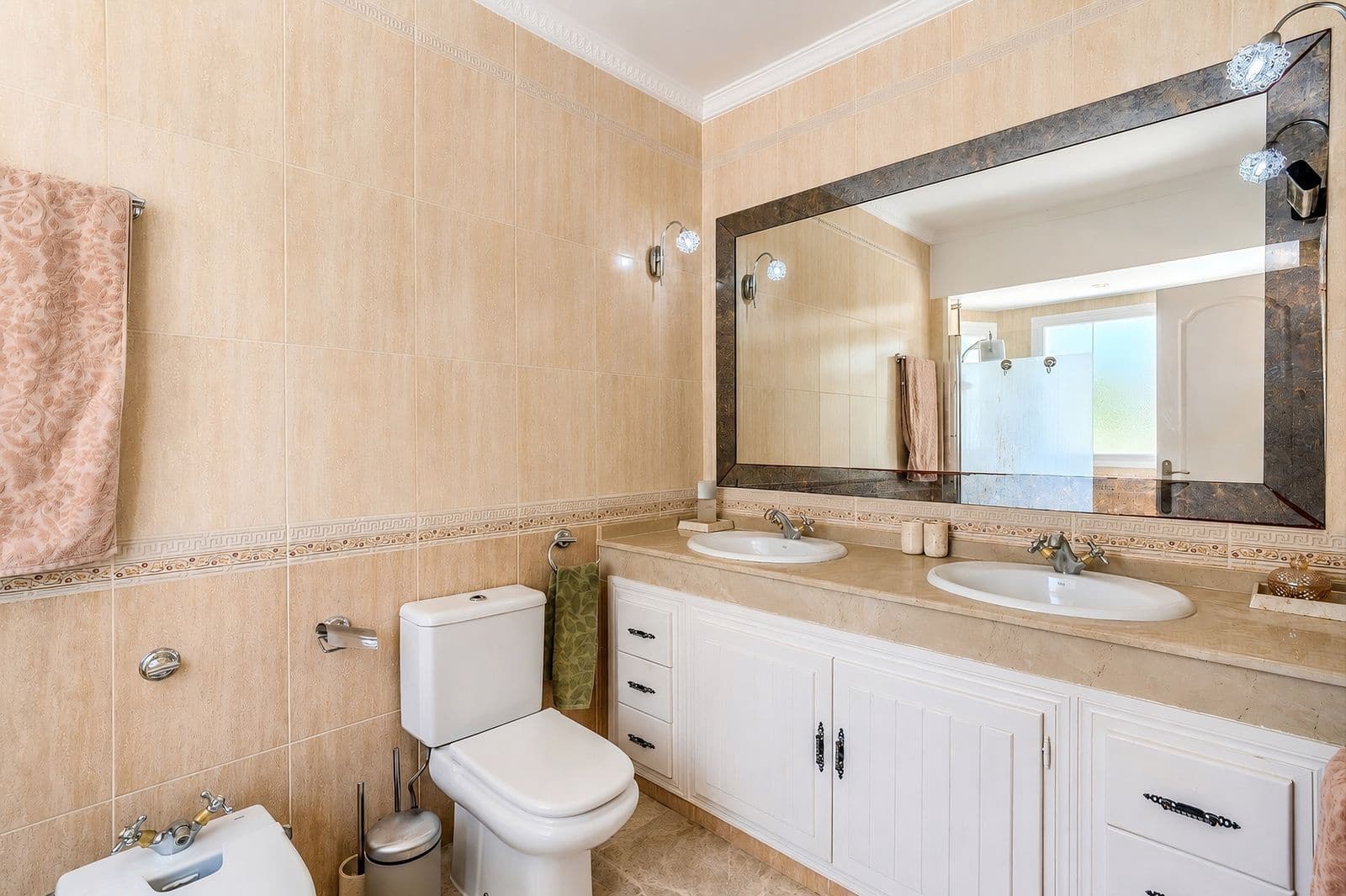 4 sovrum Semi-fristående Villa till salu i Nueva Andalucia - 1 595 000 € (Ref: 9910604)