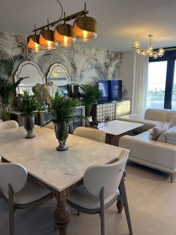 2 slaapkamer Appartement te koop in Torremolinos - € 1.240.000 (Ref: 9910605)