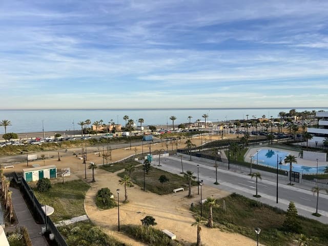 2 slaapkamer Appartement te koop in Torremolinos - € 1.240.000 (Ref: 9910605)