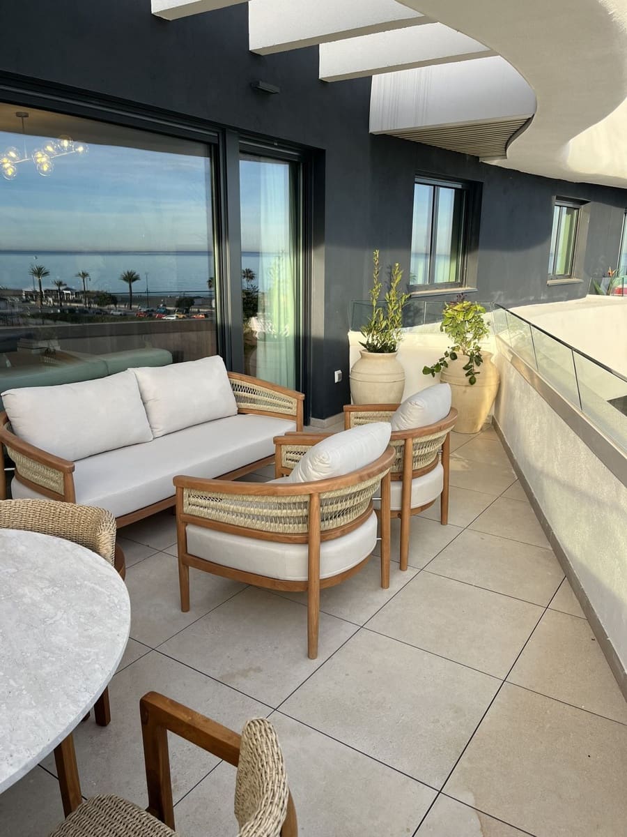 2 slaapkamer Appartement te koop in Torremolinos - € 1.240.000 (Ref: 9910605)
