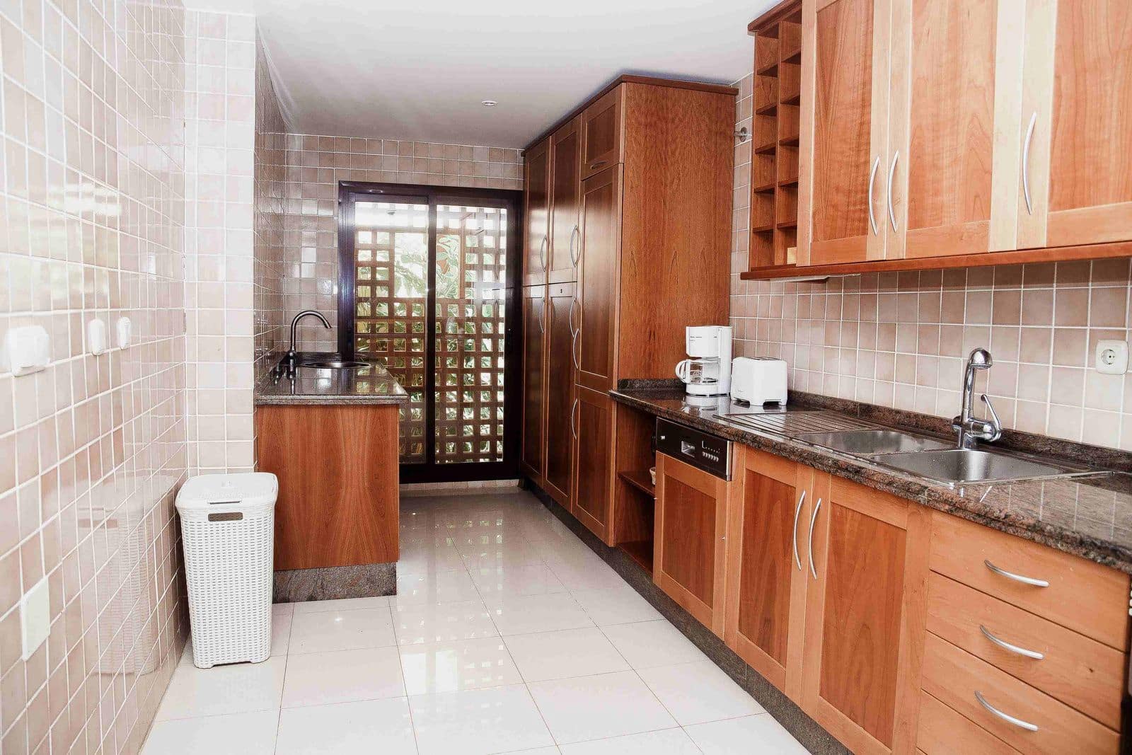 2 soveværelse Lejlighed til salg i San Pedro de Alcantara - € 799.000 (Ref: 9910608)