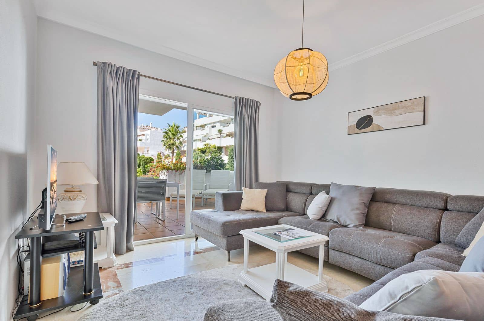 3 soverom Leilighet til salgs i Estepona - € 460 000 (Ref: 9910611)