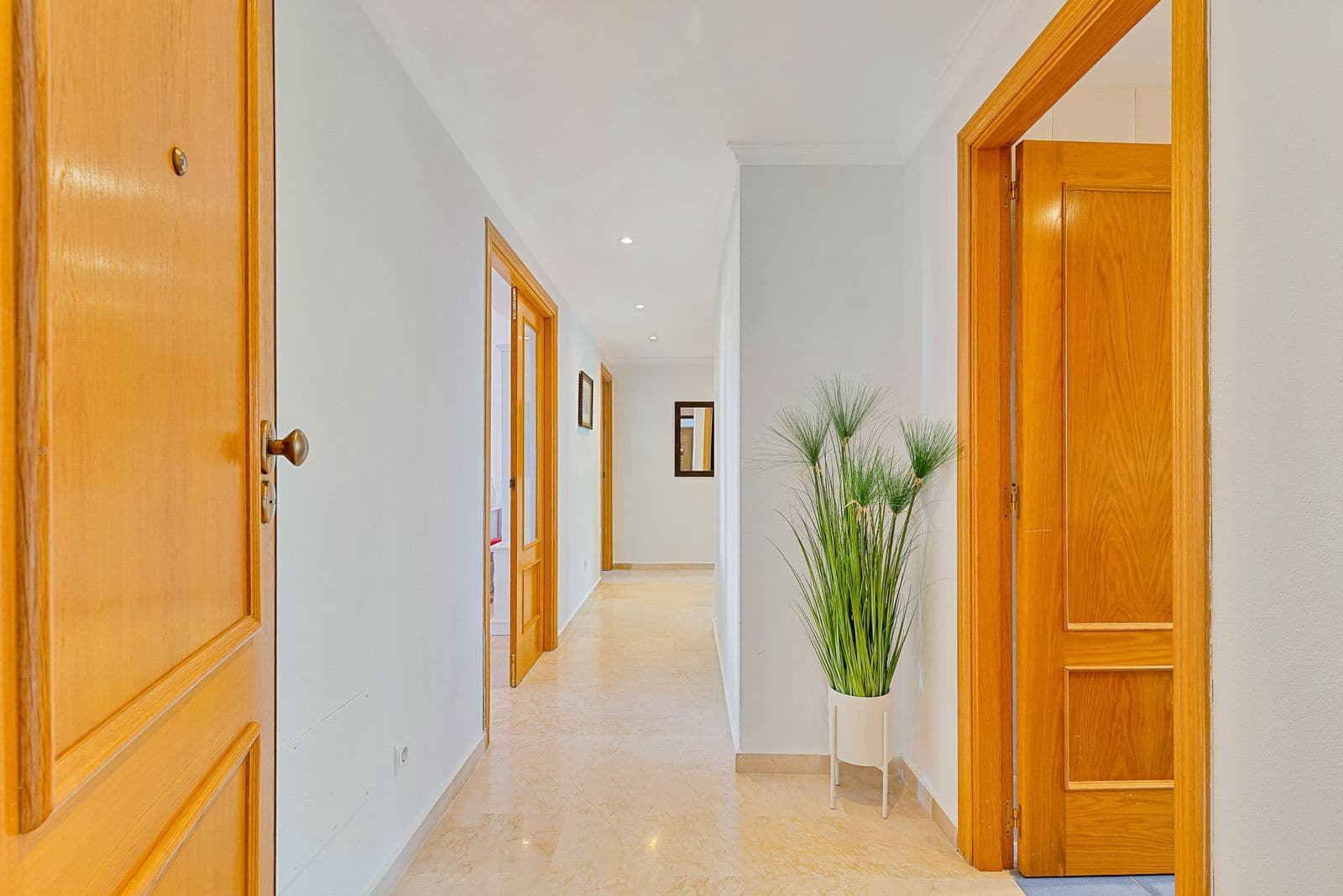 3 soverom Leilighet til salgs i Estepona - € 460 000 (Ref: 9910611)