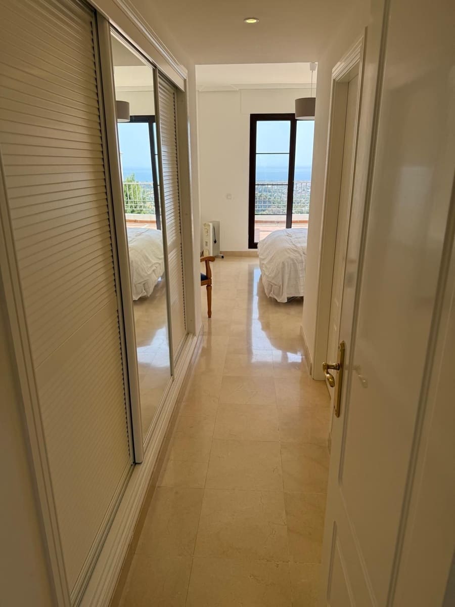 2 slaapkamer Penthouse te koop in Benahavis - € 461.000 (Ref: 9910612)