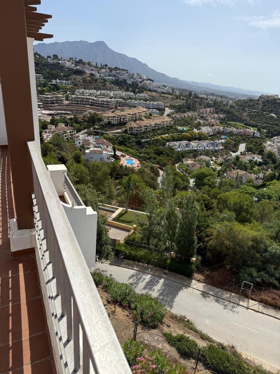 2 slaapkamer Penthouse te koop in Benahavis - € 461.000 (Ref: 9910612)