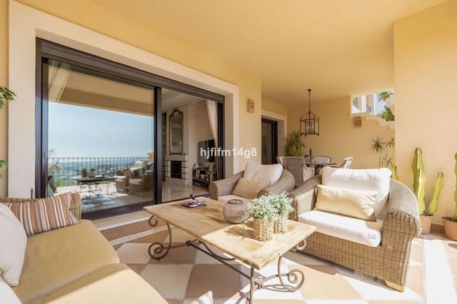 2 bedroom Apartment for sale in Benahavís - € 895,000 (Ref: 9910613)