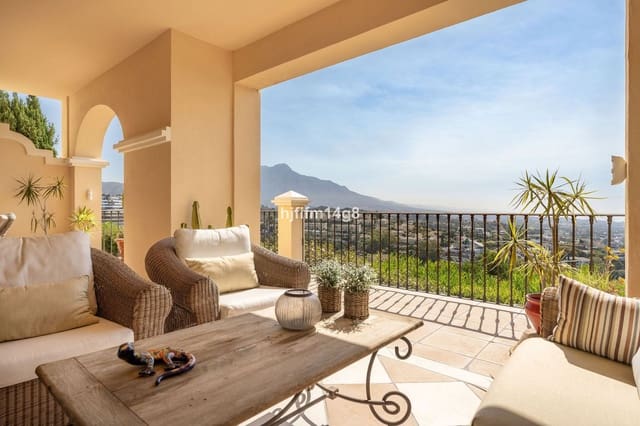 2 bedroom Apartment for sale in Benahavís - € 895,000 (Ref: 9910613)