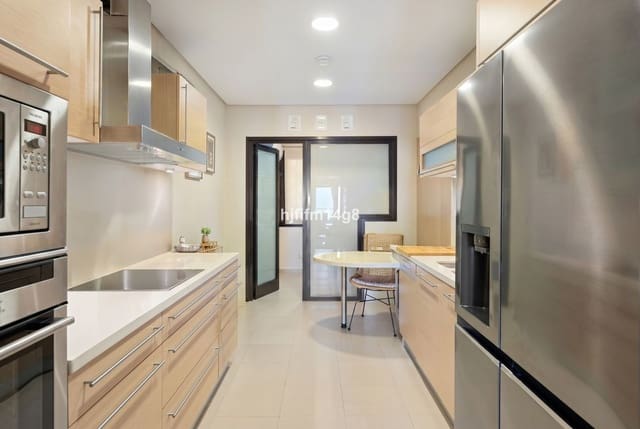 2 bedroom Apartment for sale in Benahavís - € 895,000 (Ref: 9910613)