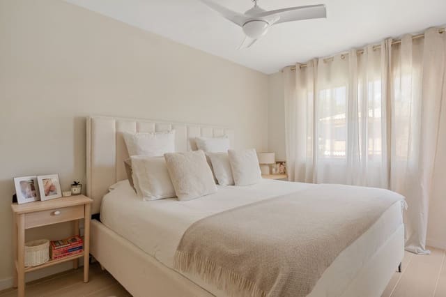 3 sypialnia Dom na sprzedaż w Nueva Atalaya, Estepona - 595 000 € (Ref: 9910615)